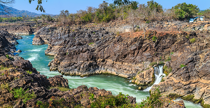 10-Day Laos Discovery Tour With Pakse