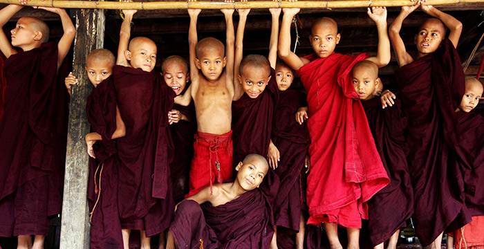 10-Day Myanmar Adventure with Trek to Inle Lake