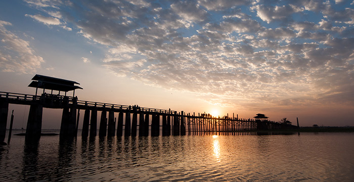 10-Day Myanmar and Laos Highlights Tour