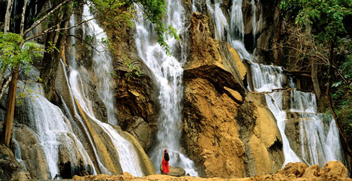 18-Day Depth of Vietnam and Laos Tour