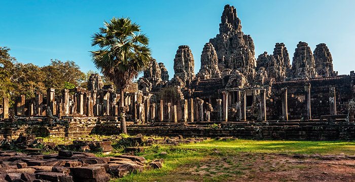 7-Day Tour of Angkor Wat and Luang Prabang