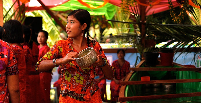 7-Day Tour of Angkor Wat and Luang Prabang