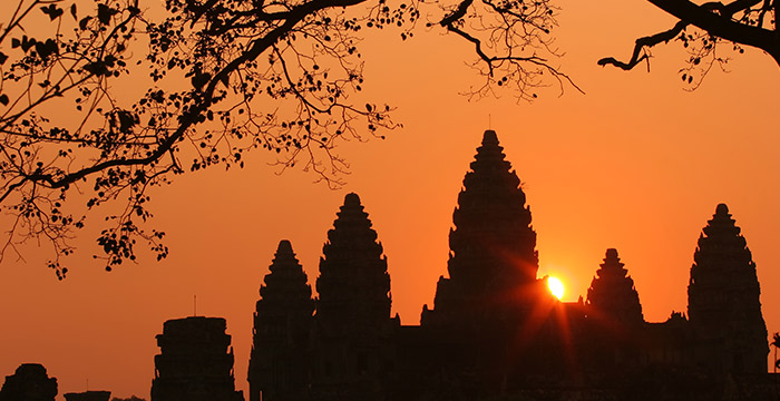 7-Day Tour of Angkor Wat and Luang Prabang