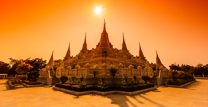 9-Day Myanmar and Laos Relaxation Tour