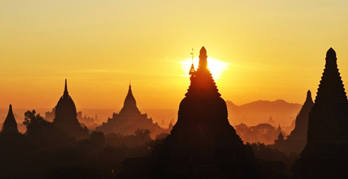 9-Day Myanmar and Laos Relaxation Tour